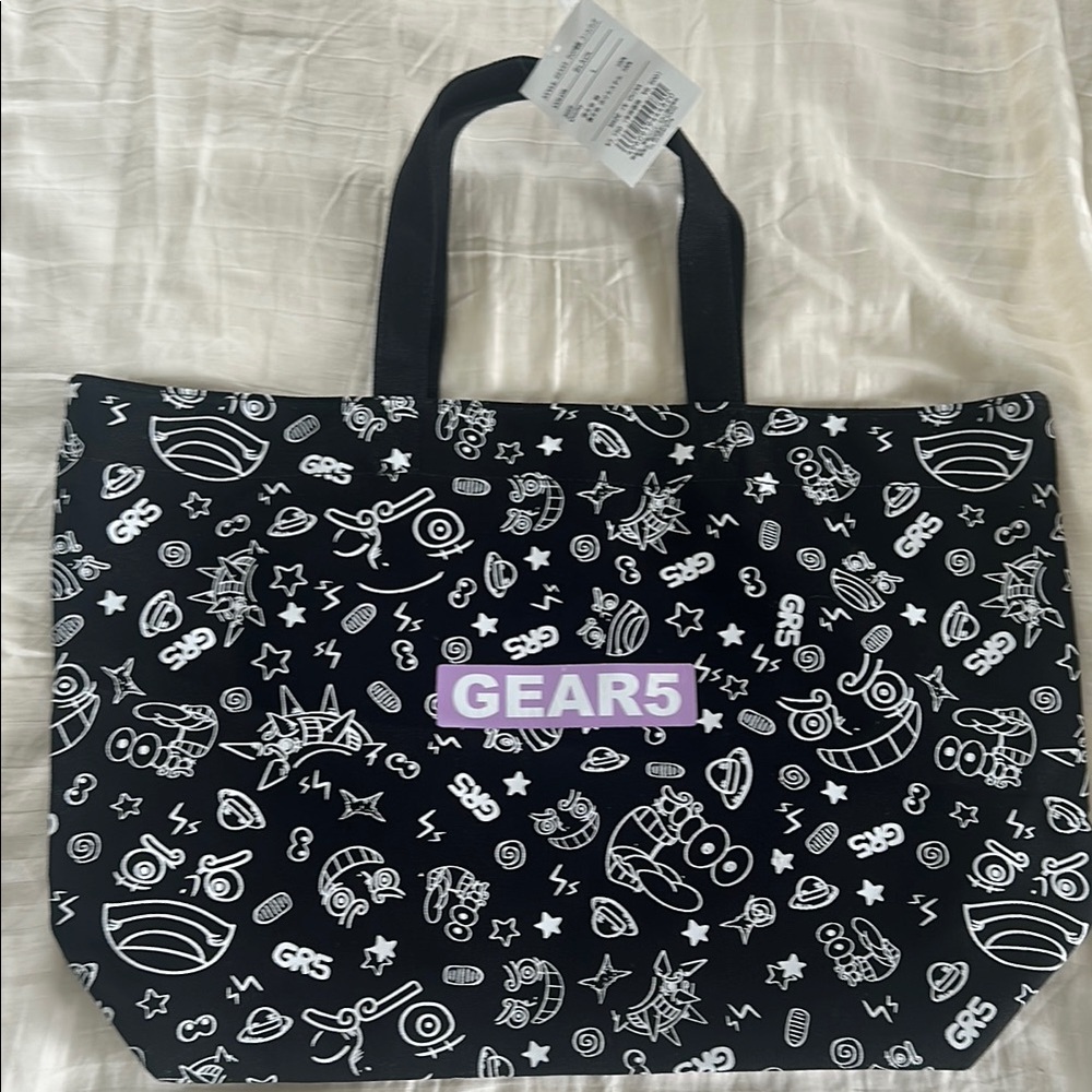 Black and White Doodle Pattern Tote